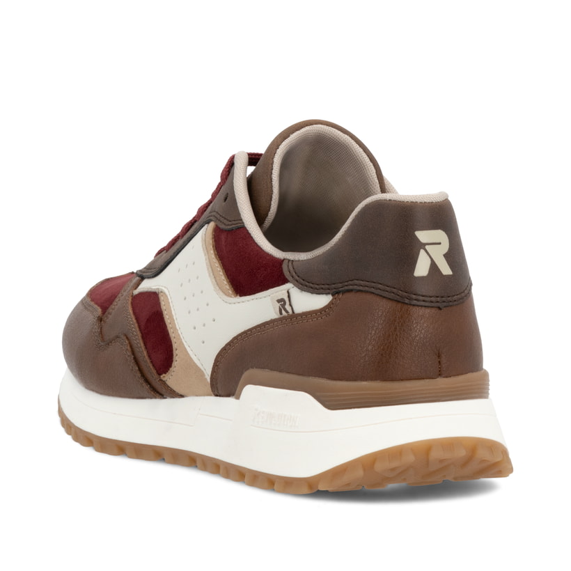 Baskets basses Rieker marron pour femme W0607-35 avec semelle adhérente. Chaussure vue de l'arrière.