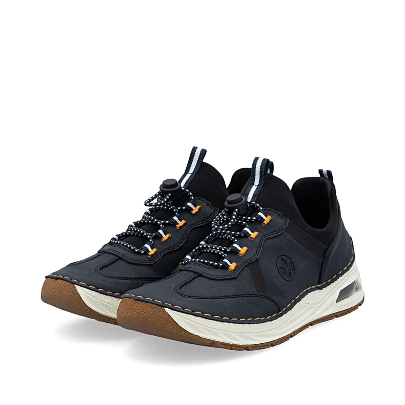 Mocassins Rieker bleus femme 44551-14 avec fenêtre de semelle Rieker Air. Chaussures inclinées sur le côté.