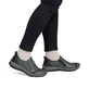 Dunkelgrün-schwarze Rieker Damen Slipper N3265-54 mit Ready2GO Anziehkomfort. Schuh am Fuß.