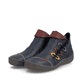 Dunkelblaue Rieker Damen Kurzstiefel 72581-14 mit farbenfrohen Details. Schuhpaar seitlich schräg.