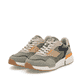 Grüne Rieker Herren Sneaker Low U1402-54 mit Schnürung sowie flexibler Sohle. Schuhpaar seitlich schräg.