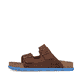 Braune Rieker Herren Pantoletten 21190-28 aus Rauleder mit farbiger Sohle. Schuh Außenseite.