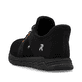 Schwarze Rieker Damen Slipper M9050-00 mit Gummizug sowie einer flexiblen Sohle. Schuh von hinten.