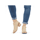 Sandalettes Ã  lanières Rieker beiges femme 64670-60 avec fermeture velcro. Chaussure au pied.