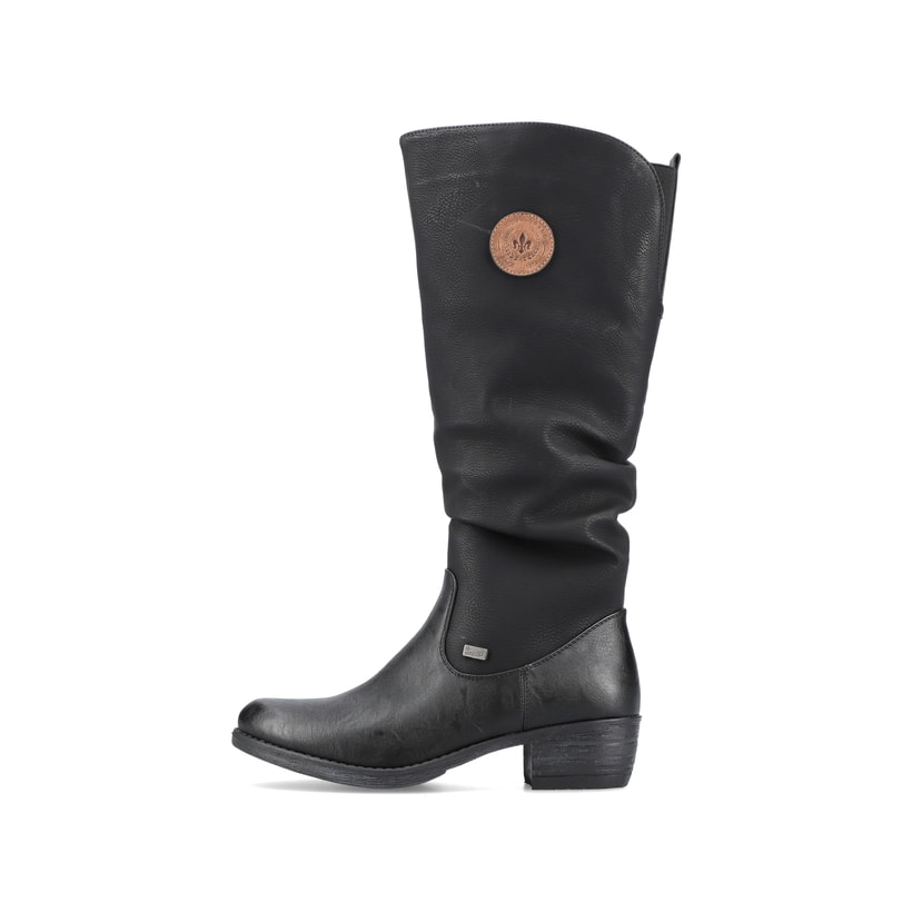 
Tiefschwarze Rieker Damen Hochschaftstiefel 93157-00 mit einer robusten Profilsohle. Schuh Außenseite