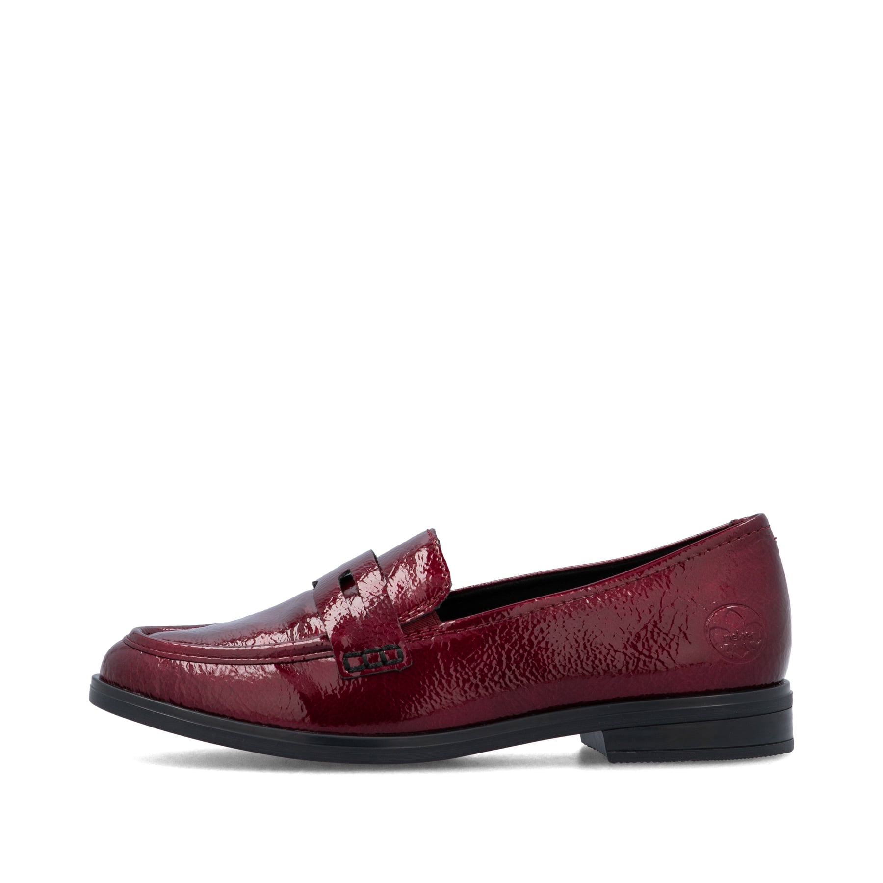 Rote Rieker Damen Loafer 46254-33 mit Gummizug sowie extra weicher Decksohle. Schuh Außenseite.
