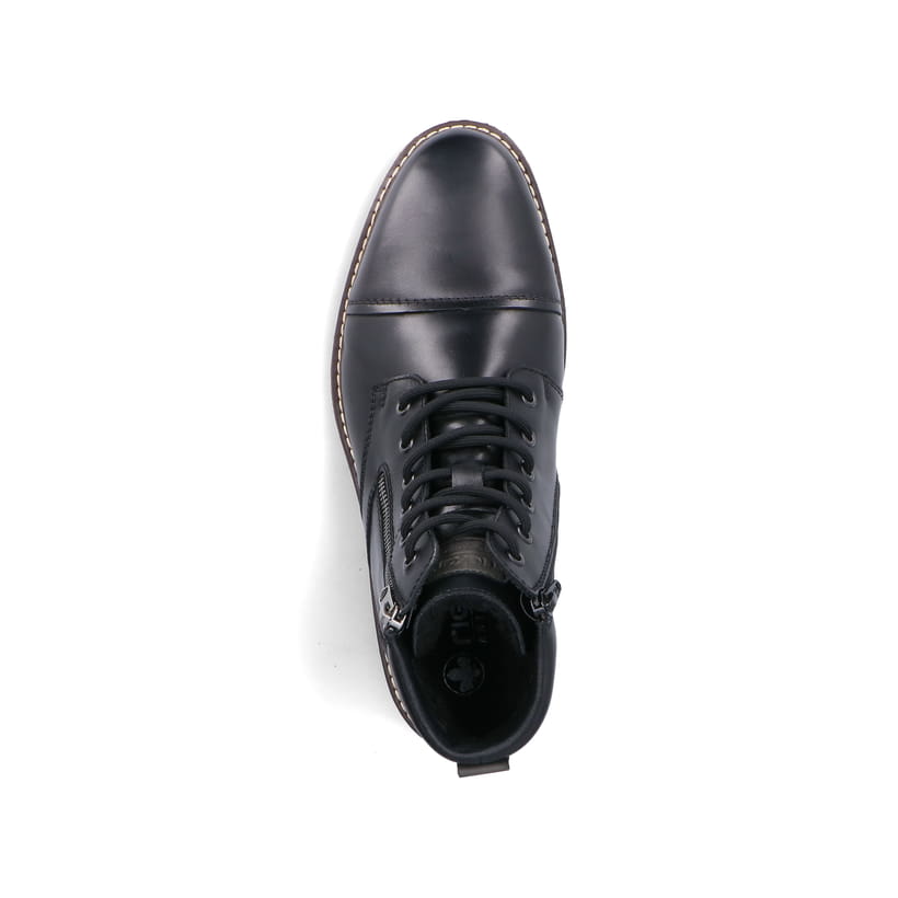 Bottes à lacets Rieker noires pour homme 13704-00 en cuir lisse. Chaussure vue de dessus.