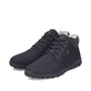 Schwarze Rieker Herren Schnürstiefel 08130-01 mit wasserabweisender TEX-Membran. Schuhpaar seitlich schräg.