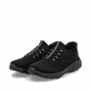 Baskets basses Rieker noires femme M5066-00 avec option easy in facile. Chaussures inclinées sur le côté.