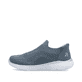Blaue Rieker Damen Slipper M5072-10 mit Gummizug sowie einer ultraleichten Sohle. Schuh Außenseite.