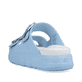 Blaue Rieker Damen Pantoletten P2180-10 mit Schnallen sowie ultraleichter Sohle. Schuh von hinten.