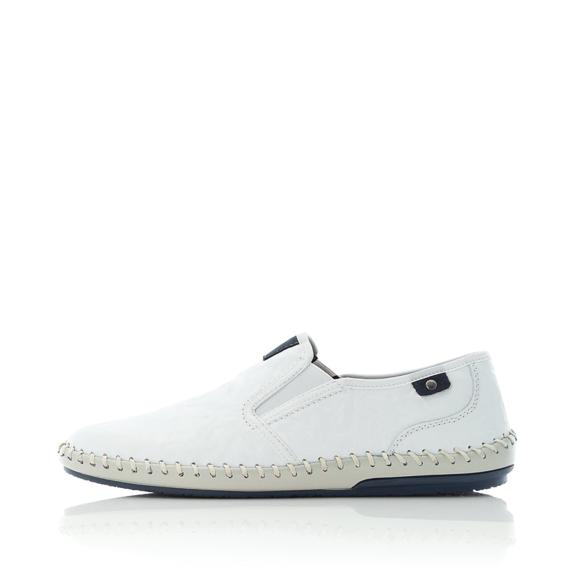 Weiße Rieker Herren Slipper B4551-81 mit einem Gummizug sowie Komfortweite G 1/2. Schuh Außenseite.