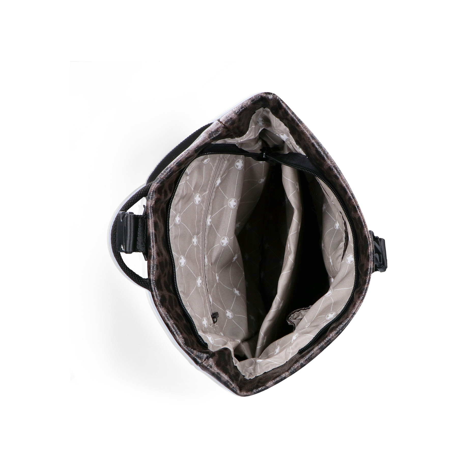 Rieker Rucksack H1426-25 in Animalprint mit Reißverschluss, Laptopfach und Rückenpolster. Geöffnet.