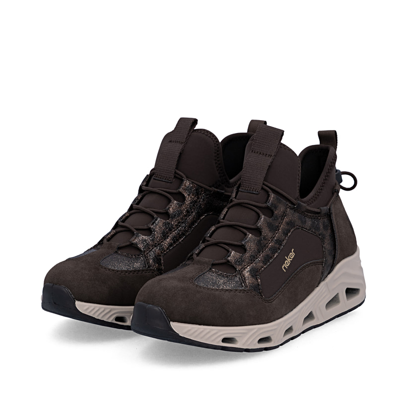 Baskets basses Rieker marron pour femmes N5254-25 avec bande élastique. Chaussures inclinées sur le côté.