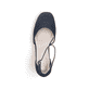 Blaue Rieker Pumps 44762-14 mit Schnallen sowie einer griffigen Sohle. Schuh von oben.