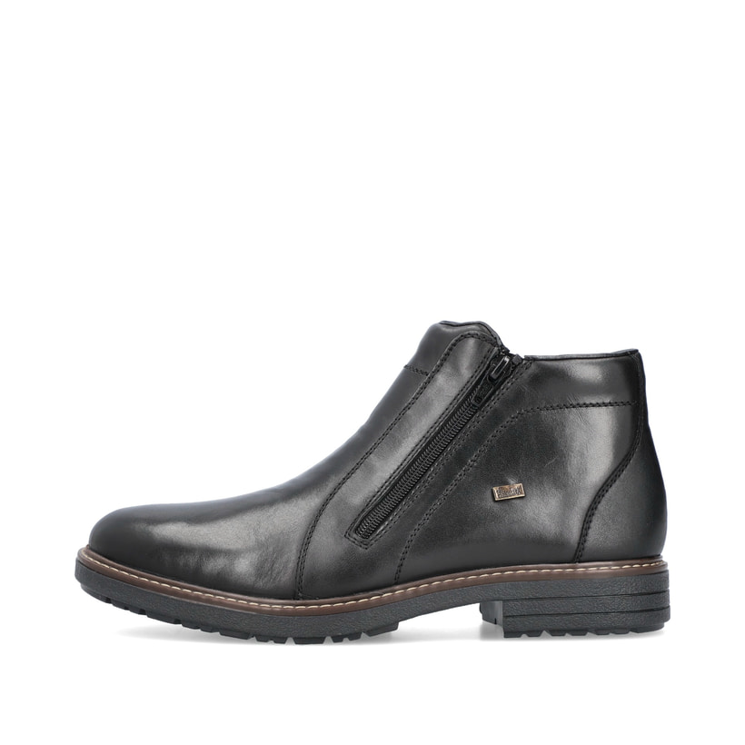 Schwarze Rieker Herren Kurzstiefel 33160-00 mit wasserabweisender TEX-Membran. Schuh Außenseite.