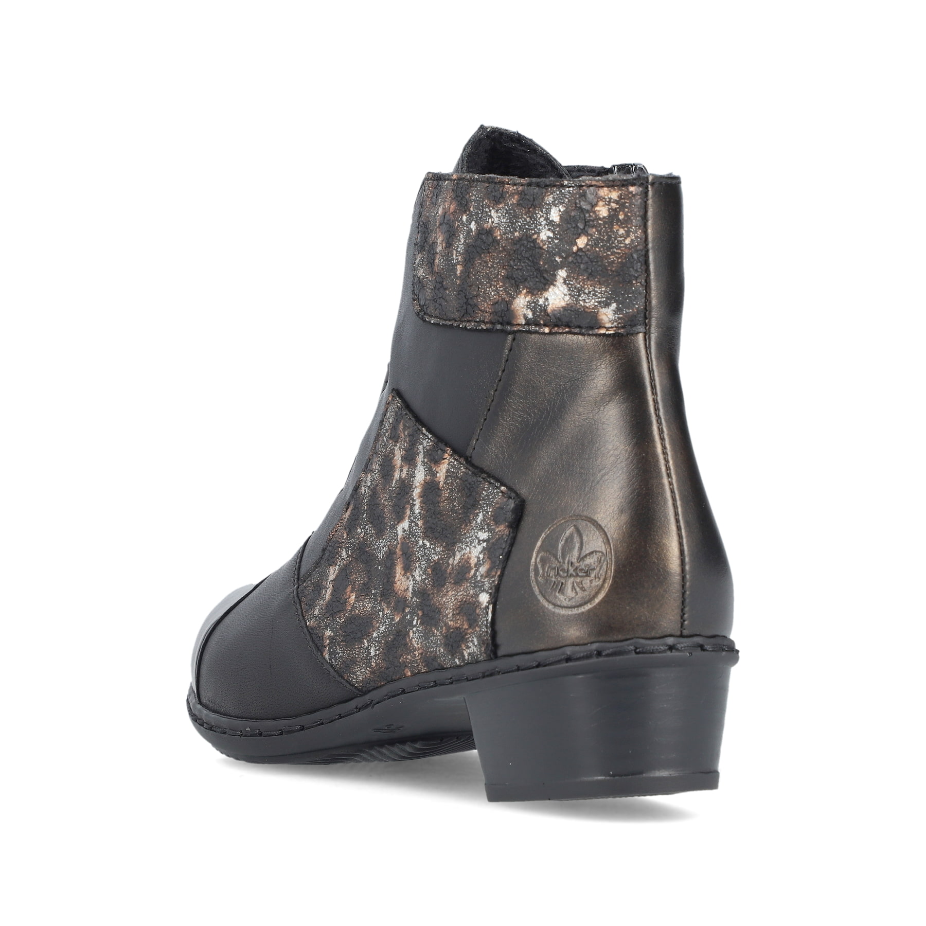 Bottines Rieker noires pour femme Y0764-00 avec imprimé léopard. Chaussure vue de dessus.