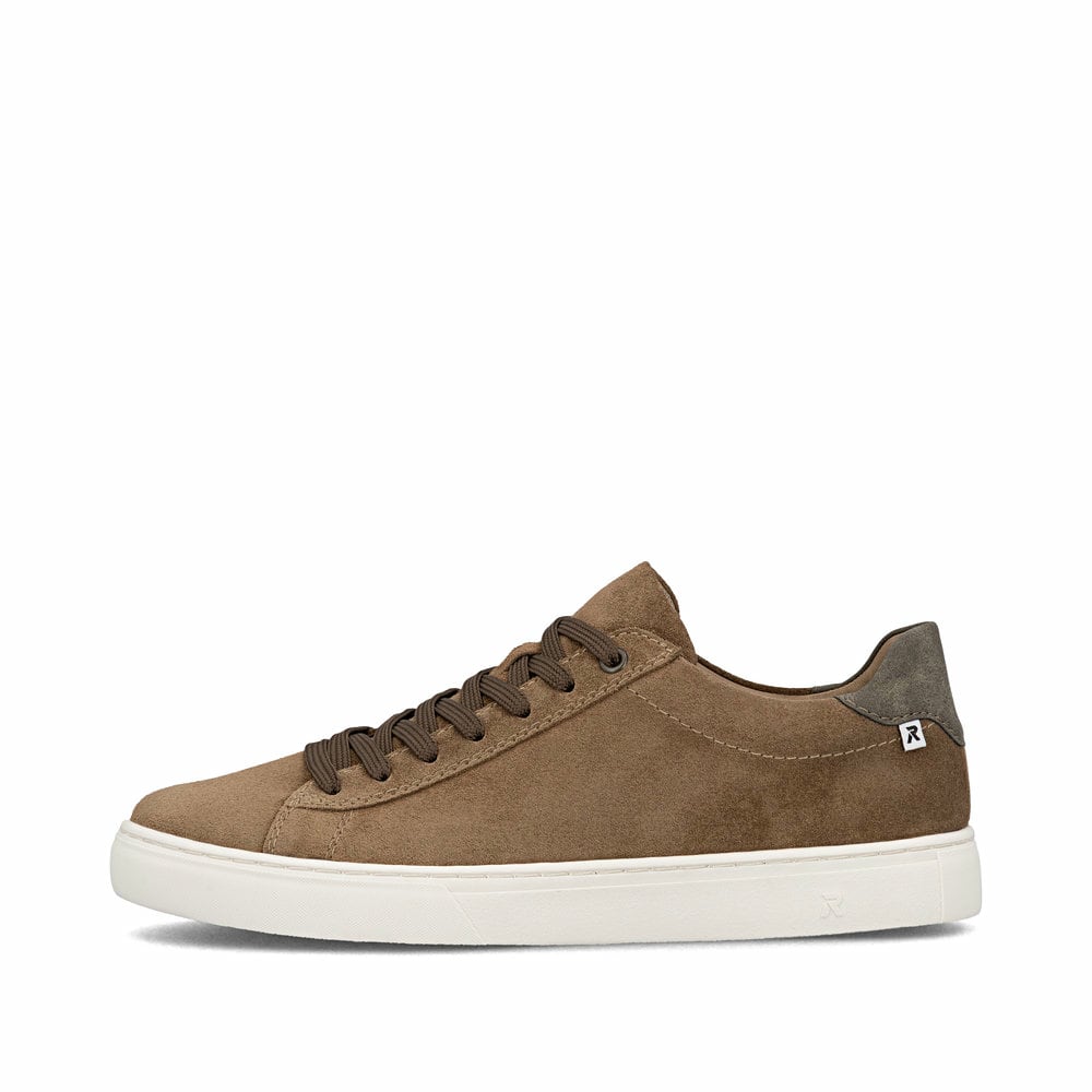 Braune Rieker Herren Sneaker Low U0701-22 aus Rauleder mit einer Schnürung. Schuh Außenseite.