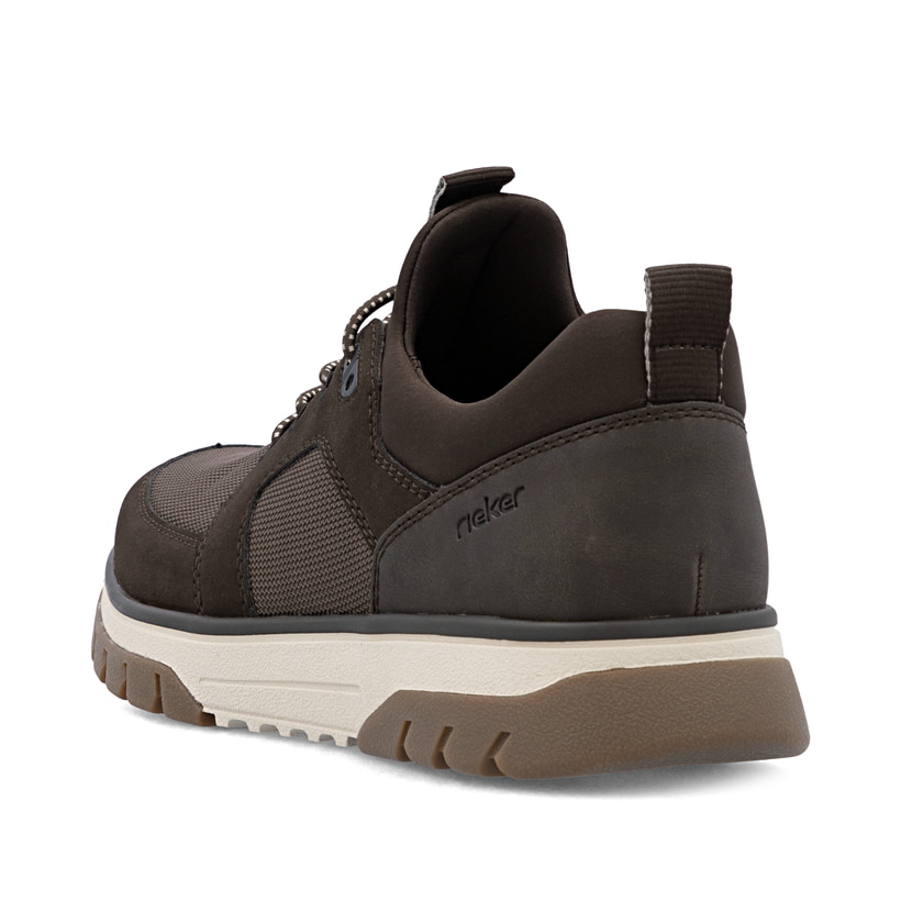 Braune Rieker Herren Slipper B9351-25 mit einem Gummizug sowie der Extraweite H. Schuh von hinten.