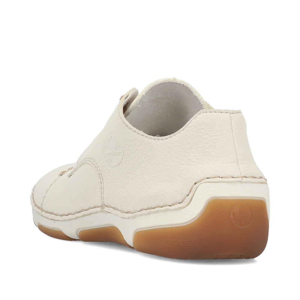 Weiße Rieker Damen Schnürschuhe 55920-80 mit modernen Ziernähten. Schuh von hinten.