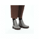 Hellgraue Rieker Damen Chelsea Boots 73892-42 mit einem Reißverschluss. Schuh am Fuß.