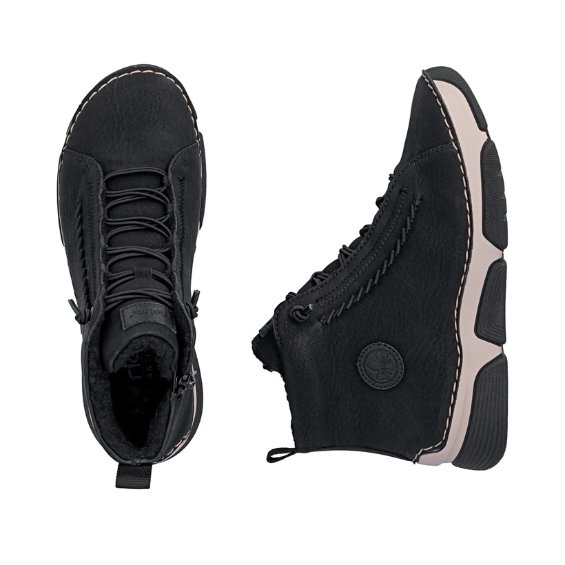 Schwarze Rieker Damen Schnürstiefel 45912-00 mit markanter Anflechter-Naht. Schuh von oben, liegend.