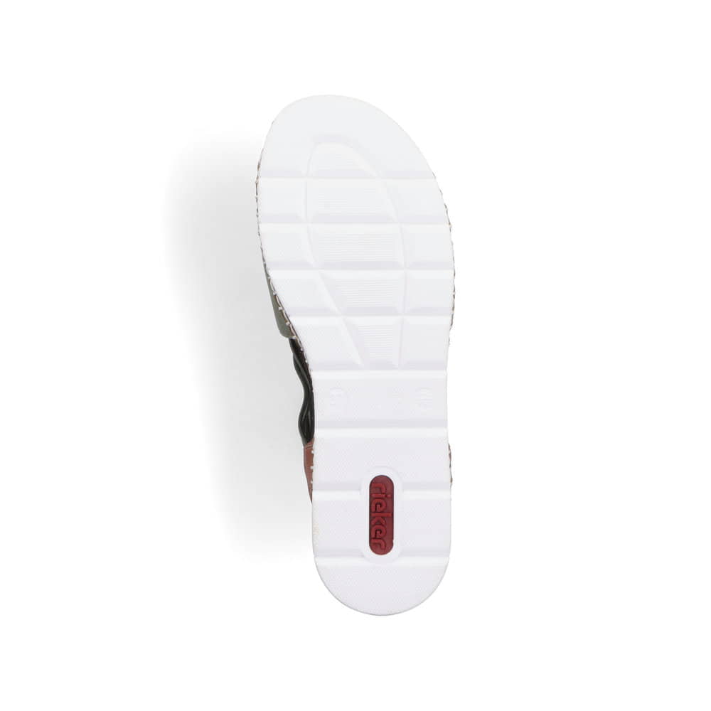 Grüne Rieker Keilsandaletten V1261-52 mit modischen Raffungen sowie Gummizug. Schuh Laufsohle.