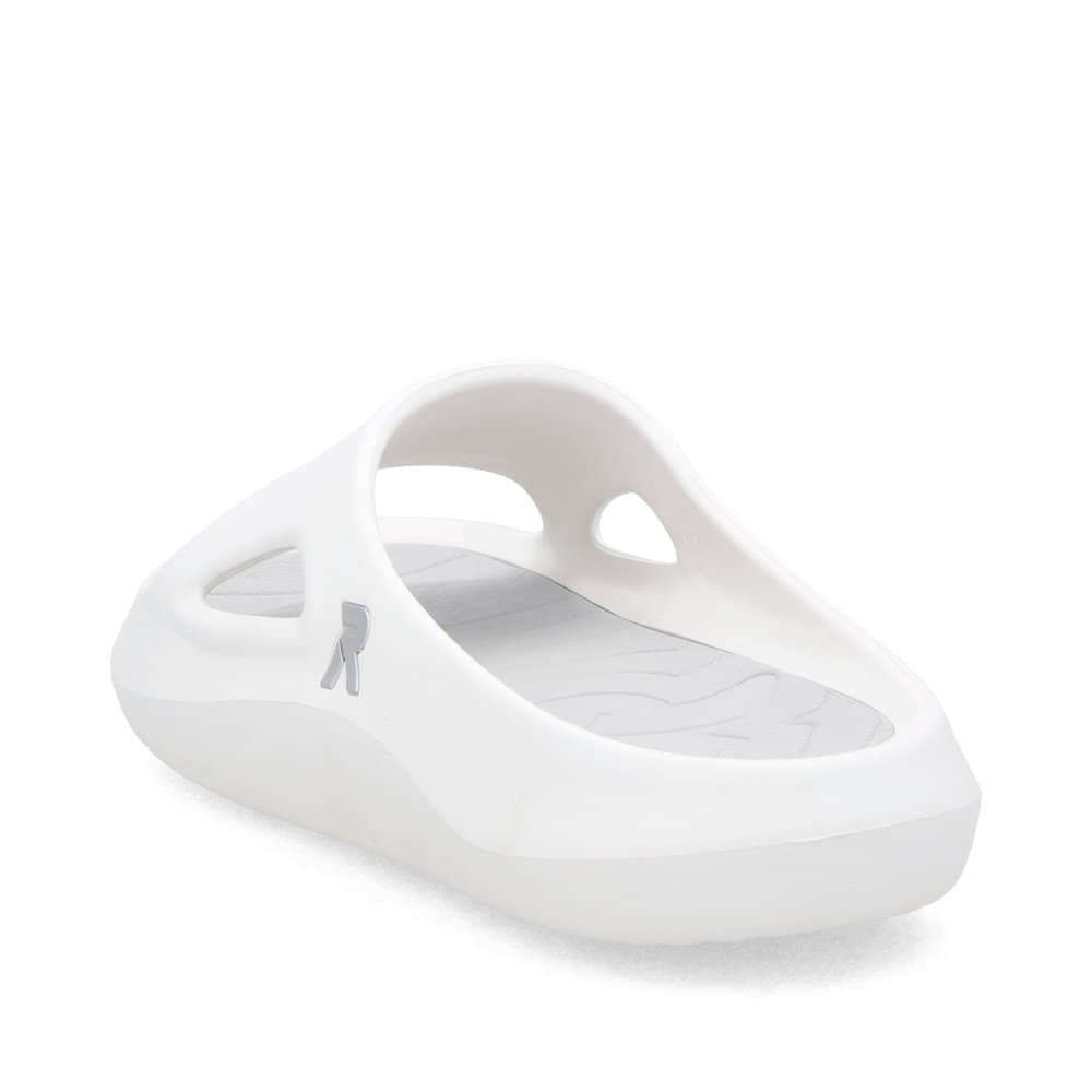 Mules Rieker blanches pour femme W3450-80 avec semelle ultra légère. Chaussure vue de l'arrière.