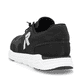 Schwarze Rieker Herren Sneaker Low 09100-01 mit einer Gummischnürung. Schuh von hinten.