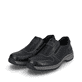 
Graphitschwarze Rieker Herren Slipper 03355-00 mit einer schockabsorbierenden Sohle. Schuhpaar schräg.