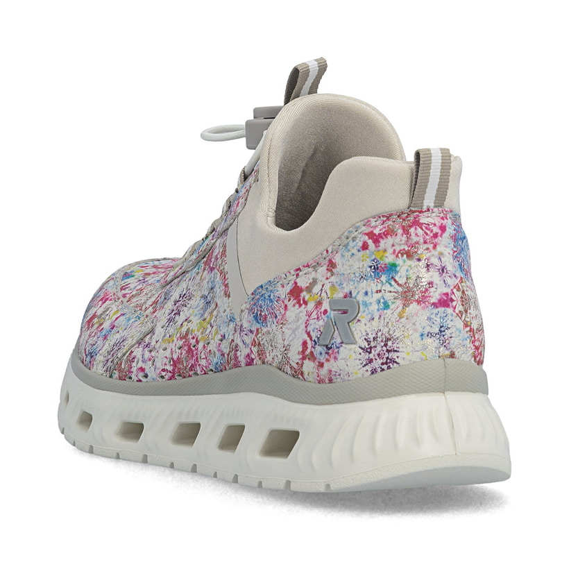 Mehrfarbige Rieker Damen Slipper M6081-90 mit floralem Muster sowie Gummizug. Schuh von hinten.