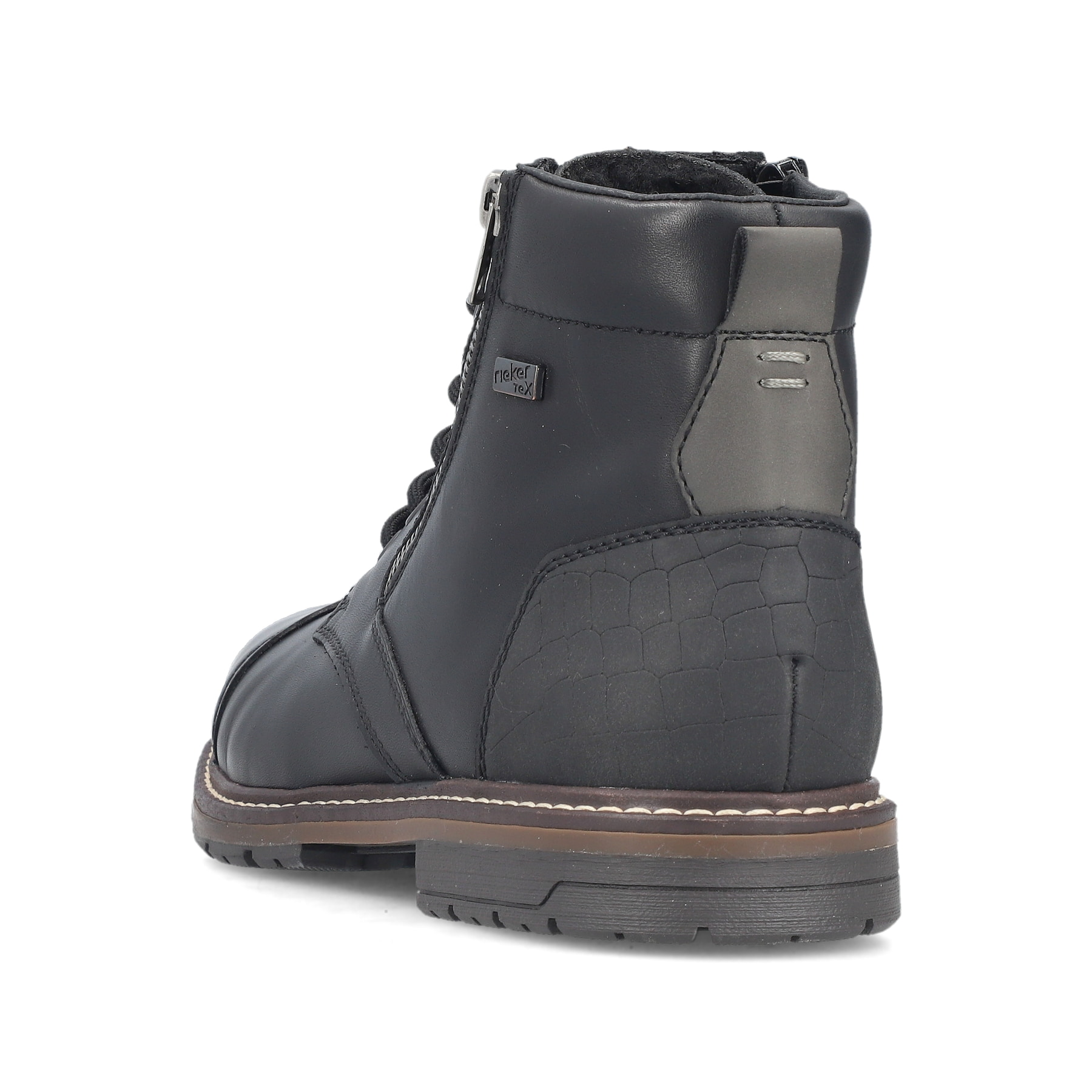 Bottes à lacets Rieker noires pour homme 13704-00 en cuir lisse. Chaussure vue de l'arrière.