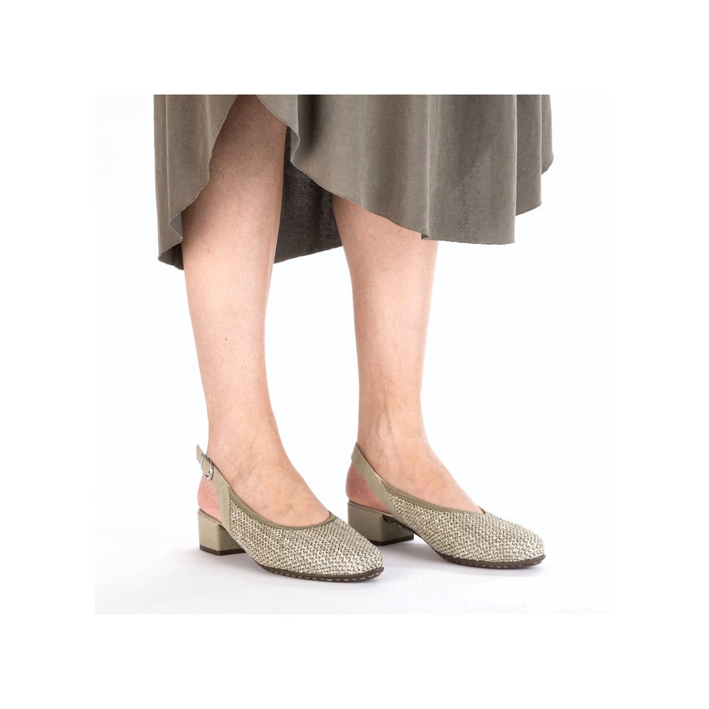 Escarpins à bride Rieker verts pour femme 47060-52 avec boucle. Chaussure au pied.