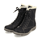 
Tiefschwarze Rieker Damen Kurzstiefel Z0070-00 mit einer robusten Profilsohle. Schuh seitlich schräg