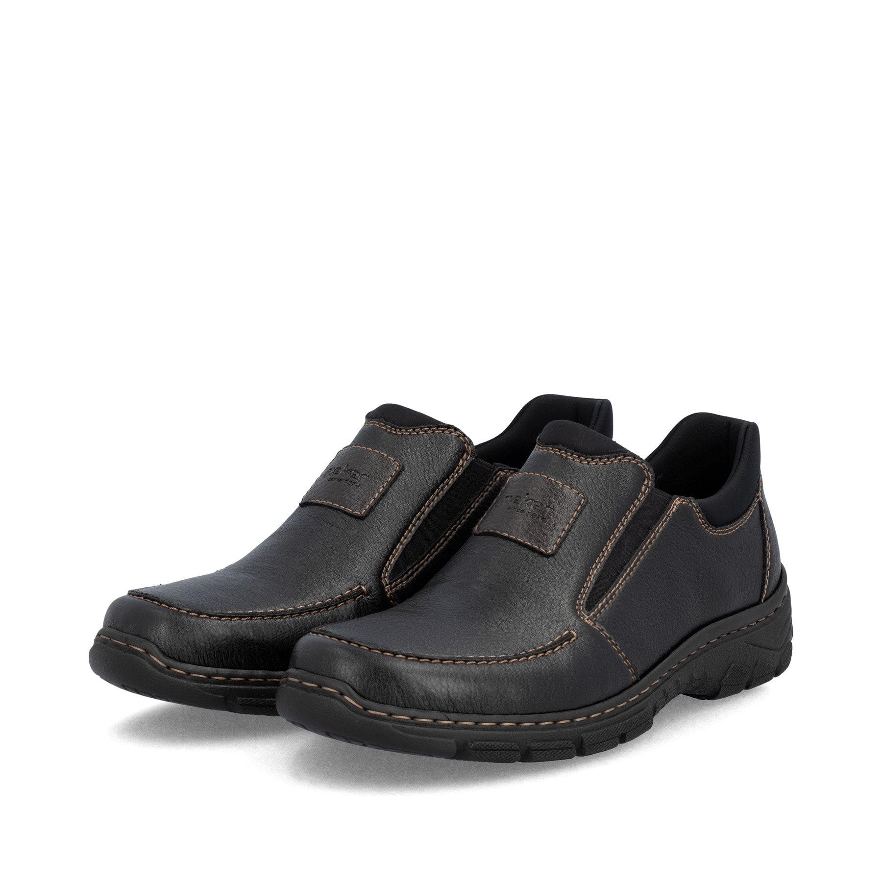 Mocassins Rieker noirs pour hommes 19961-03 avec bande élastique. Chaussures inclinées sur le côté.
