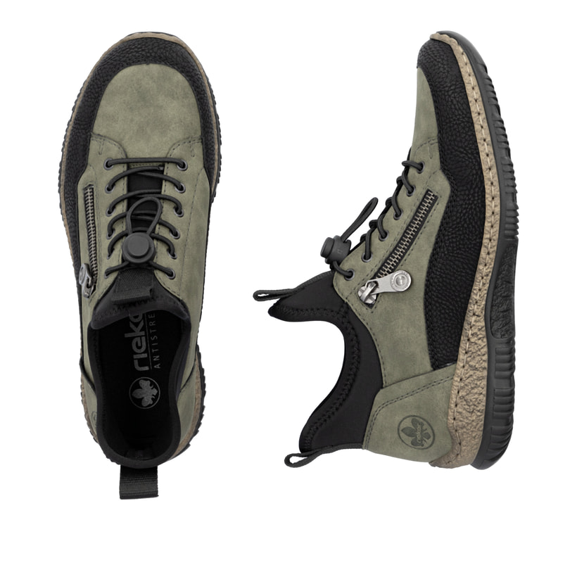Kaktusgrüne Rieker Damen Slipper N32G3-54 mit einer Gummischnürung. Schuh von oben, liegend.