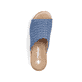 Schieferblaue Rieker Damen Pantoletten V2377-14 mit Buchstabenmuster. Schuh von oben.