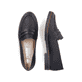 Schwarze Rieker Damen Loafer 45300-00 mit Gummizug sowie schmaler Passform E 1/2. Schuh von oben, liegend.