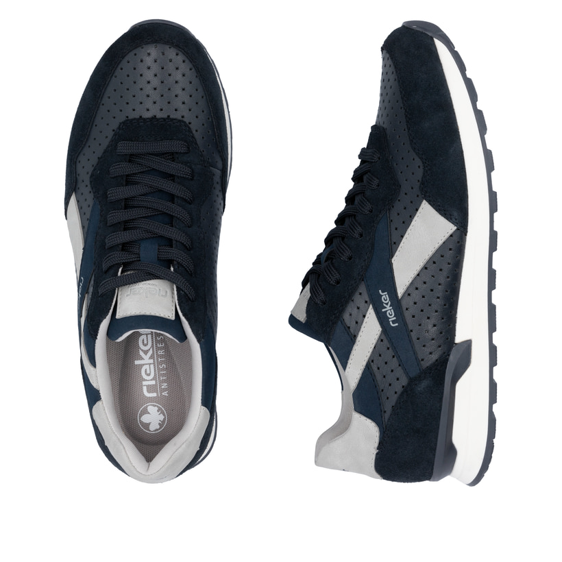 Blaue Rieker Herren Sneaker Low U0302-15 mit Schnürung sowie Komfortweite G 1/2. Schuh von oben, liegend.