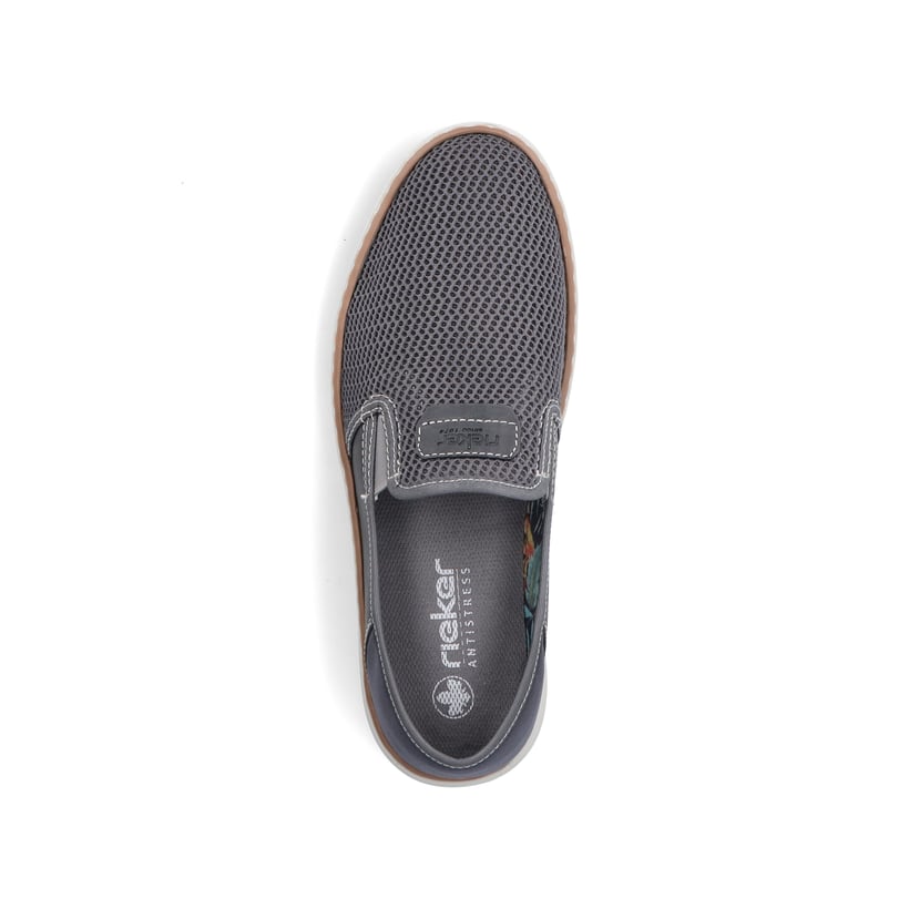 Graue Rieker Herren Slipper B2267-45 mit einem Gummizug sowie Komfortweite G 1/2. Schuh von oben.