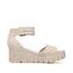 Beige vegane Rieker Keilsandaletten 68093-60 mit trendigen Schnalle. Schuh Innenseite.
