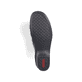 Schwarze Rieker Damen Slipper 48260-01 mit modernen Ziernähten sowie Gummizug. Schuh Laufsohle.