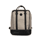 Rieker Damen Rucksack H1530-62 in Sandbeige-Schwarz aus Kunstleder mit Reißverschluss. Rucksack Vorderseite.