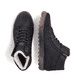 
Asphaltschwarze Rieker Herren Schnürschuhe 18940-00 mit einer robusten Profilsohle. Schuhpaar von oben.