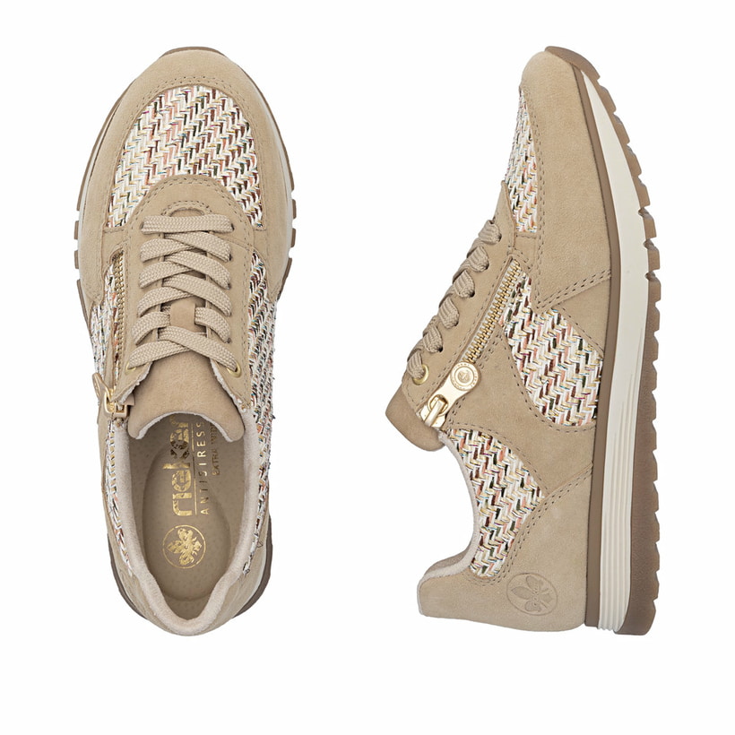 Baskets basses Rieker beiges pour femme 49010-62 en cuir velours. Chaussure vue de dessus, couchée.