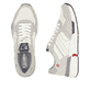 Weiße Rieker Herren Sneaker Low U1401-80 mit einer Schnürung. Schuh von oben, liegend.