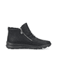 Tiefschwarze Rieker Damen Slipper Z0051-01 mit einer robusten Profilsohle. Schuh Innenseite