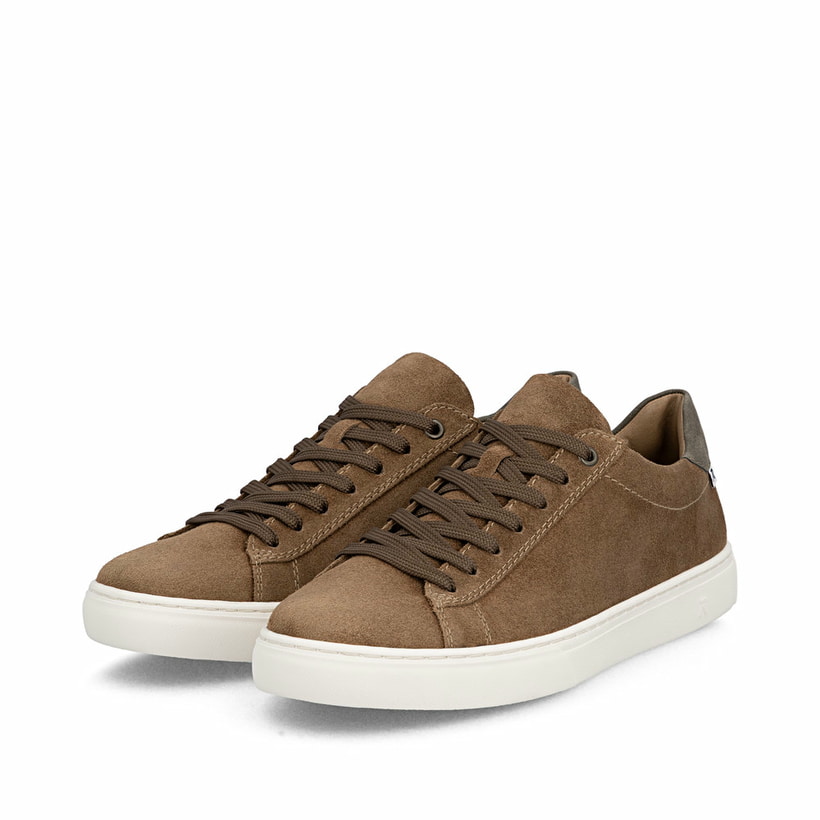 Braune Rieker Herren Sneaker Low U0701-22 aus Rauleder mit einer Schnürung. Schuhpaar seitlich schräg.