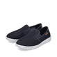 Blaue Rieker Herren Slipper 08676-14 mit Elastikeinsatz sowie Extraweite H. Schuhpaar seitlich schräg.