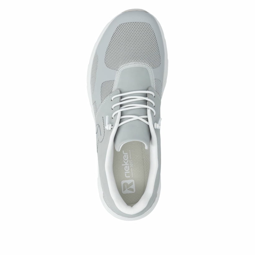 Graue Rieker Herren Sneaker Low 09100-40 mit Schnürung sowie abgesetztem Logo. Schuh von oben.